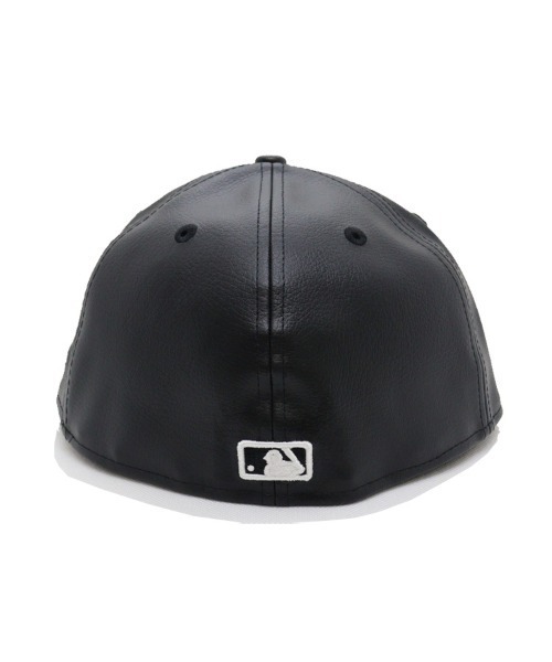 未使用　NY HAT ブラック レザー NEW ERA（ニューエラ）の「【NEW ERA】59FIFTY Rhinestone Badge