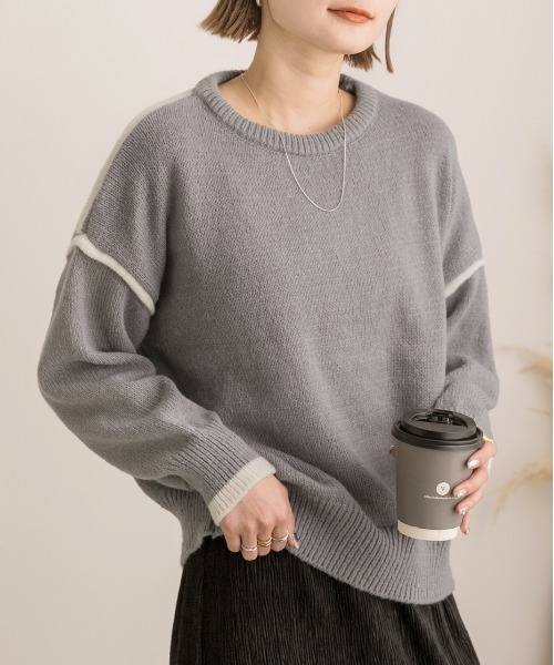 ad thie（アドティエ）の「ゆったり・クルーネック 配色ラインデザインニット（ニット/セーター・レディース・グレー/オフホワイト・FREE）」の8枚目の写真