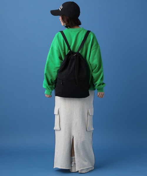 PBLIM（ページボーイリム）の「PBLIM/クローバーシシュウスウェット（スウェット・レディース・ブラック/ブルー/グリーン・MEDIUM/LARGE）」の21枚目の写真