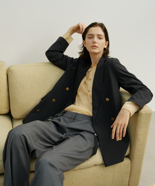 Mila Owen（ミラオーウェン）の「金釦ダブルブレストオーバージャケット（テーラードジャケット・レディース・ネイビー/ミント/アイボリー・FREE）」の4枚目の写真