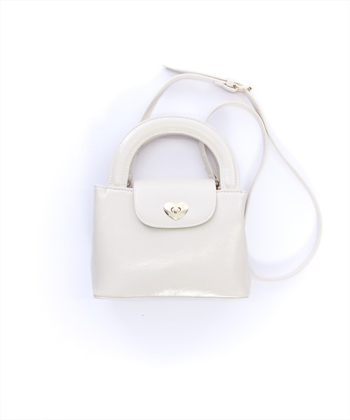 clear（クリア）の「ハートハンドバッグ≪2024SS新作≫（ハンドバッグ・レディース・アイボリー/ブラック・F）」の8枚目の写真