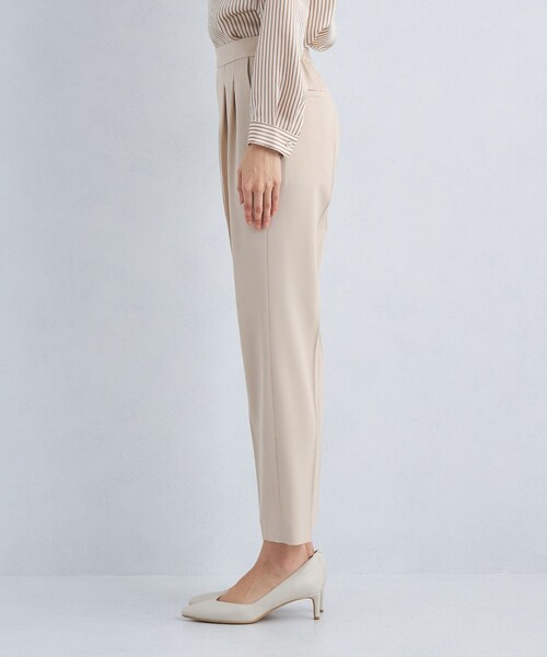 green label relaxing（グリーンレーベルリラクシング）の「サラフール テーパード パンツ -マシンウォッシャブル・ストレッチ・防シワ・UVカット-◇No06◇（スラックス・レディース・ライトグレー/ブラック/ネイビー/ベージュ・34/46/44/42/40/38/36）」の16枚目の写真