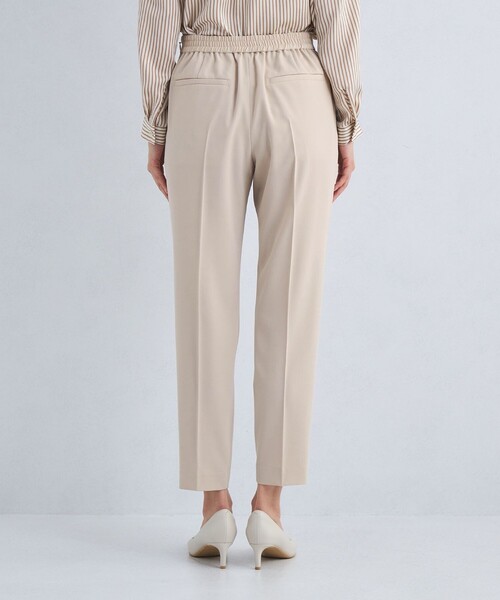 green label relaxing（グリーンレーベルリラクシング）の「サラフール テーパード パンツ -マシンウォッシャブル・ストレッチ・防シワ・UVカット-◇No06◇（スラックス・レディース・ライトグレー/ブラック/ネイビー/ベージュ・34/46/44/42/40/38/36）」の17枚目の写真