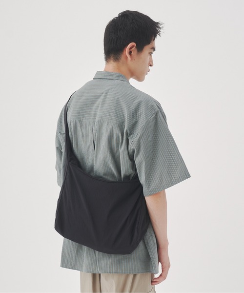 YOEL（ヨエル）の「YOEL - nylon shoulder bag / ナイロン