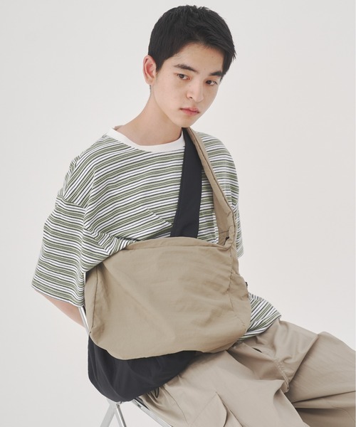 YOEL（ヨエル）の「YOEL - nylon shoulder bag / ナイロン