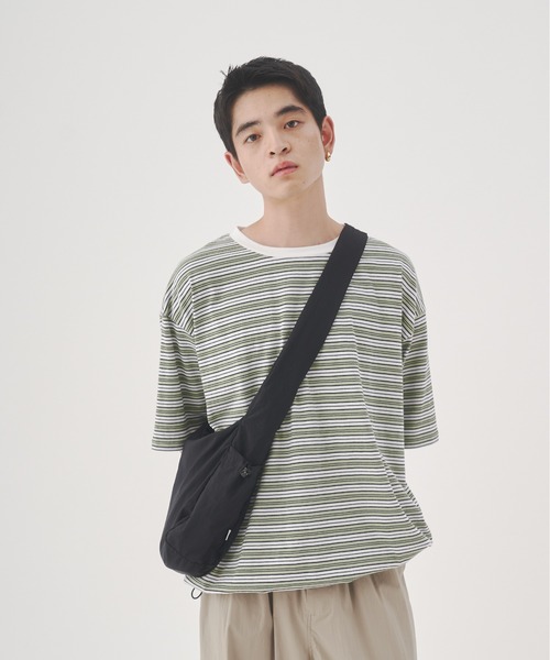 YOEL（ヨエル）の「YOEL - nylon shoulder bag / ナイロンショルダーバック（ショルダーバッグ・メンズ・レッド/グレイッシュベージュ/ブラック・FREE）」の21枚目の写真