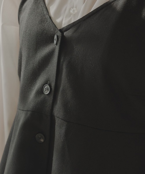 rectangle（レクタングル）の「ペプラムフレアキャミソール（キャミソール・レディース・ブラック/アイボリー・FREE）」の13枚目の写真