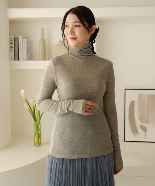 ZAKKA-BOX(ザッカボックス)の「薄くて暖かウール混インナータートル(Tシャツ/カットソー・レディース・ブラック/グレー/アイボリー/ブルー/ピンク・FREE)」の3枚目の写真