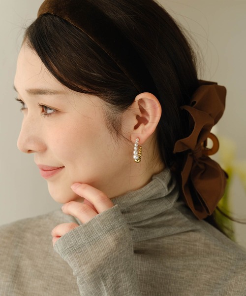 ZAKKA-BOX(ザッカボックス)の「薄くて暖かウール混インナータートル(Tシャツ/カットソー・レディース・ブラック/グレー/アイボリー/ブルー/ピンク・FREE)」の14枚目の写真