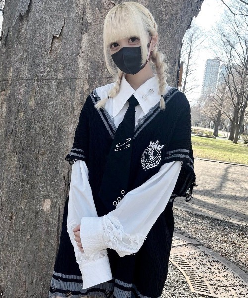 『TRAVAS TOKYO/トラバス トーキョー』ブロークンケーブルニットベスト 000000001590-01-l.jpg?t=