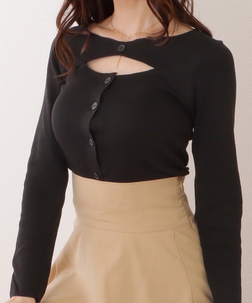 Lace Ladies(レースレディース)の「フロント ボタン カットアウト デザイン トップス(その他トップス・レディース・ブラック/ブラウン・FREE)」の2枚目の写真