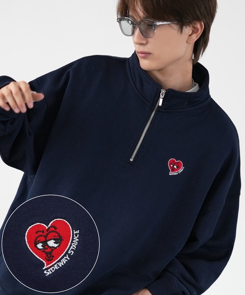 SIDEWAY STANCE（サイドウェイスタンス）の「【SIDEWAY STANCE】ワンポイント 刺しゅう スウェット ハーフジップトレーナー（スウェット・メンズ・グレー/ブラック/ブラック系/グレー系/ライトグレー/ライトグレー系/ブラック系1/ネイビー系1/グレー系1/ネイビー/ネイビー系・MEDIUM/LARGE/X-LARGE/SMALL）」の10枚目の写真