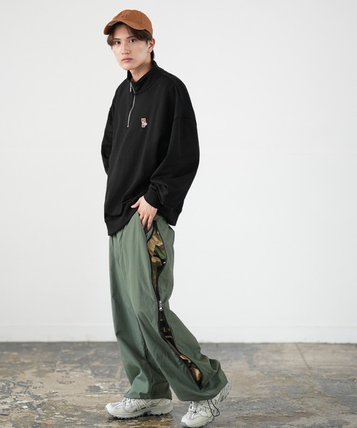 SIDEWAY STANCE（サイドウェイスタンス）の「【SIDEWAY STANCE】ワンポイント 刺しゅう スウェット ハーフジップトレーナー（スウェット・メンズ・グレー/ブラック/ブラック系/グレー系/ライトグレー/ライトグレー系/ブラック系1/ネイビー系1/グレー系1/ネイビー/ネイビー系・MEDIUM/LARGE/X-LARGE/SMALL）」の14枚目の写真