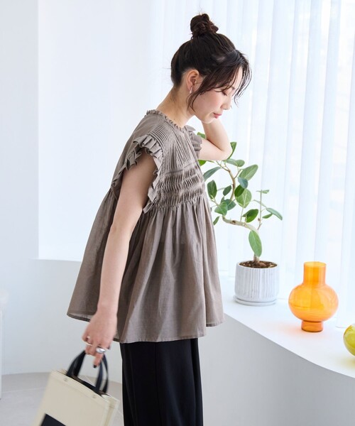 FREAK'S STORE（フリークスストア）の「限定展開　インド ボイル ピンタック ギャザー フリル ブラウス（ピンタックブラウス）（シャツ/ブラウス・レディース・ブルーグリーン/ブラック/ラベンダー/モカ/オフホワイト・ﾌﾘ-）」の20枚目の写真