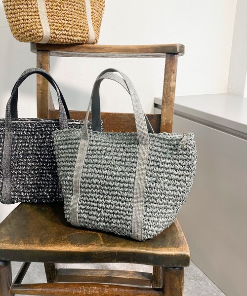 fredy emue（フレディエミュ）の「ラメテープペーパートートバッグ（トートバッグ・レディース・ベージュ/グレー/ブラック・FREE）」の3枚目の写真