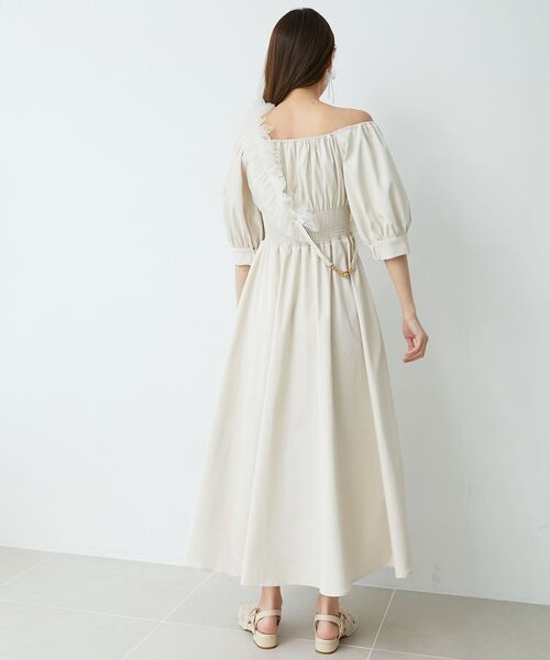 MAJESTIC LEGON（マジェスティックレゴン）の「前後2wayシャーリングワンピース（ワンピース・レディース・ブラック/アイボリー/ライトグレー・MEDIUM）」の9枚目の写真