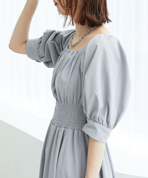 MAJESTIC LEGON（マジェスティックレゴン）の「前後2wayシャーリングワンピース（ワンピース・レディース・ブラック/アイボリー/ライトグレー・MEDIUM）」の18枚目の写真