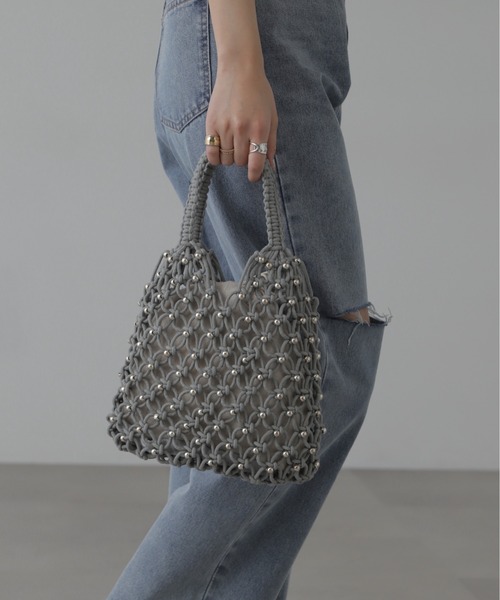 FREE'S MART（フリーズマート）の「◆マクラメトート（ハンドバッグ・レディース・ホワイト/ライトグリーン・ﾌﾘ-）」の2枚目の写真