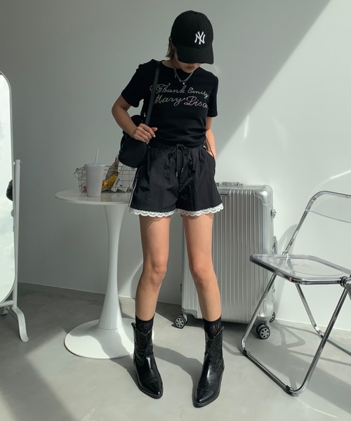 SHAGGIE（シャギー）の「サイドシャーリングオーロラフィットミニTEEシャツ（Tシャツ/カットソー・レディース・ホワイト/ブラック/チャコールグレー・FREE）」の5枚目の写真