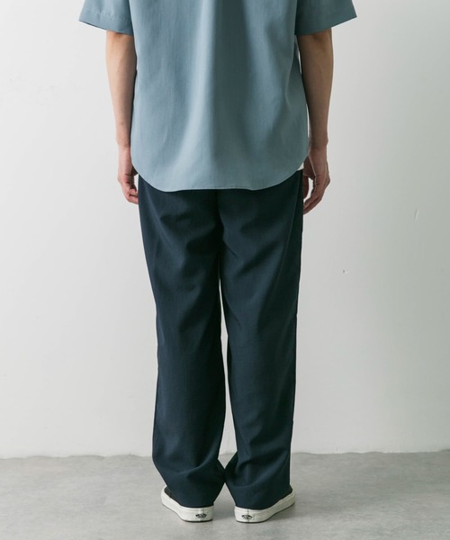 URBAN RESEARCH DOORS（アーバンリサーチドアーズ）の「『吸水速乾』セオアルファワンタックトラウザー（その他パンツ・メンズ・ネイビー/モカ/チャコールグレー・LARGE/MEDIUM）」の10枚目の写真