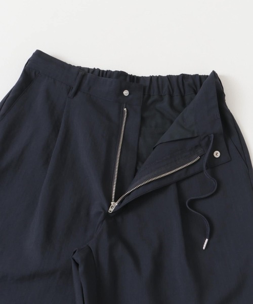 URBAN RESEARCH DOORS（アーバンリサーチドアーズ）の「『吸水速乾』セオアルファワンタックトラウザー（その他パンツ・メンズ・ネイビー/モカ/チャコールグレー・LARGE/MEDIUM）」の14枚目の写真