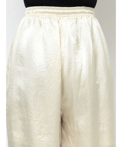 EMODA（エモダ）の「グロスルーズパンツ（その他パンツ・レディース・ブラック/グリーン/アイボリー・FREE）」の12枚目の写真