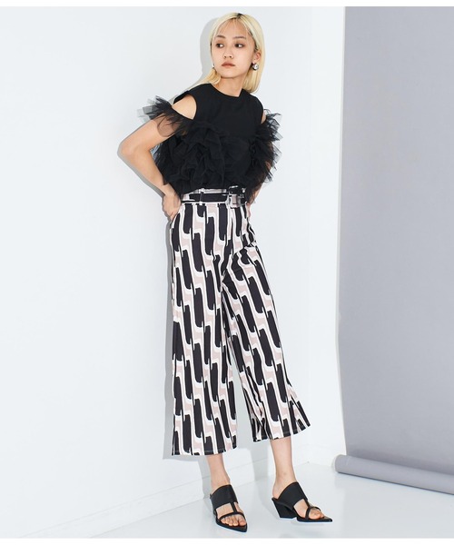 Settimissimo（セッティミッシモ）の「ITALY ジオメトリック柄 友布ベルト付 クロップドパンツ（その他パンツ・レディース・ブラック/ピンク・FREE）」の11枚目の写真