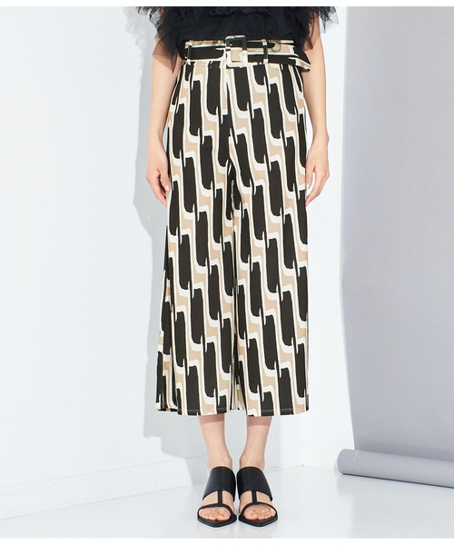 Settimissimo（セッティミッシモ）の「ITALY ジオメトリック柄 友布ベルト付 クロップドパンツ（その他パンツ・レディース・ブラック/ピンク・FREE）」の9枚目の写真