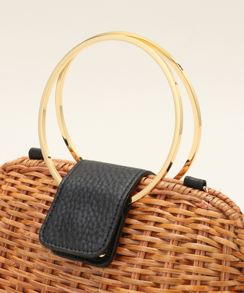 La TOTALITE（ラトータリテ）の「【VIOLAd’ORO/ヴィオラドーロ】サークルハンドルラタンBAG（ハンドバッグ・レディース・ベージュ・FREE）」の8枚目の写真