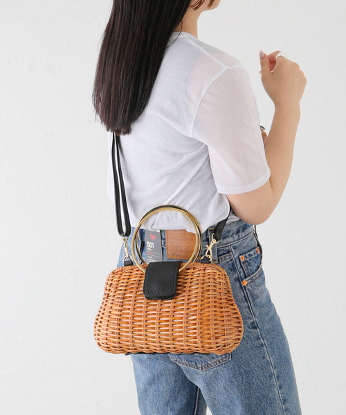 La TOTALITE（ラトータリテ）の「【VIOLAd’ORO/ヴィオラドーロ】サークルハンドルラタンBAG（ハンドバッグ・レディース・ベージュ・FREE）」の16枚目の写真