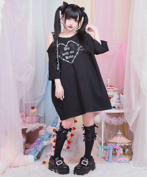 Hauls はうるず えちショルフリルトップス　オーバーサイズ　Tシャツ Hauls はうるず えちショルフリルトップス オーバーサイズ T