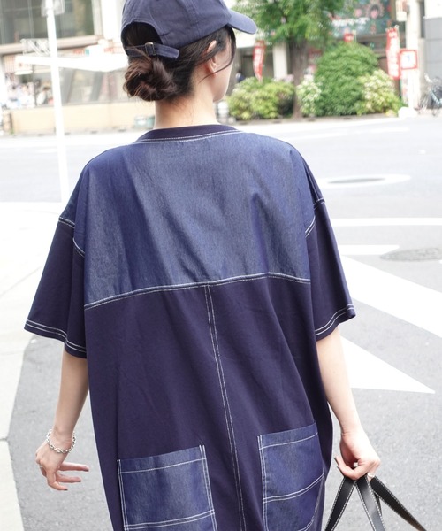 CORNERS(コーナーズ)の「配色ステッチオーバーサイズ半袖Tシャツワンピース(ワンピース・レディース・チャコールグレー/グレイッシュベージュ/イエロー/ネイビー/ブルー/ブラック・FREE)」の4枚目の写真
