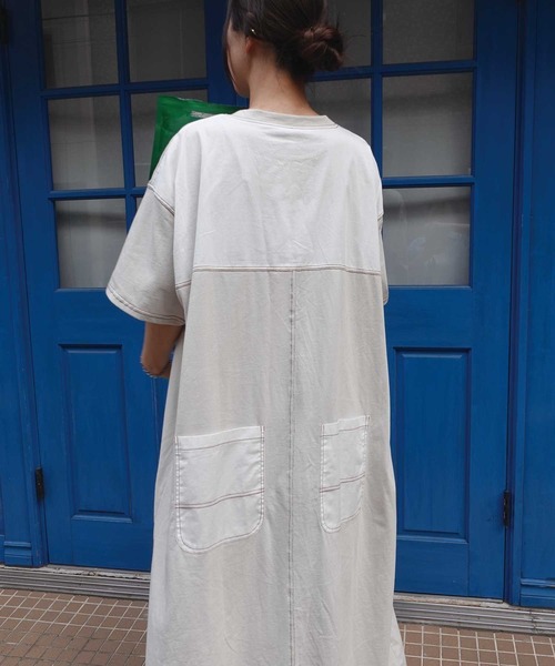 CORNERS(コーナーズ)の「配色ステッチオーバーサイズ半袖Tシャツワンピース(ワンピース・レディース・チャコールグレー/グレイッシュベージュ/イエロー/ネイビー/ブルー/ブラック・FREE)」の19枚目の写真