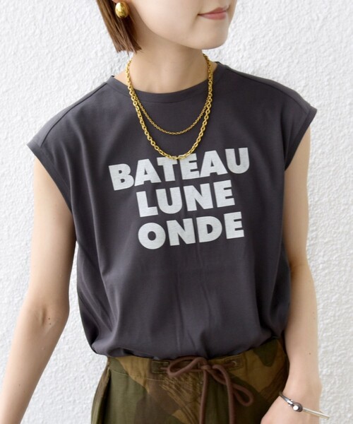 SHIPS(シップス)の「ローズペトール フレンチスリーブ プリント TEE(Tシャツ/カットソー・レディース・ブラウン/ホワイト/ダークグレー・ONE SIZE)」の1枚目の写真