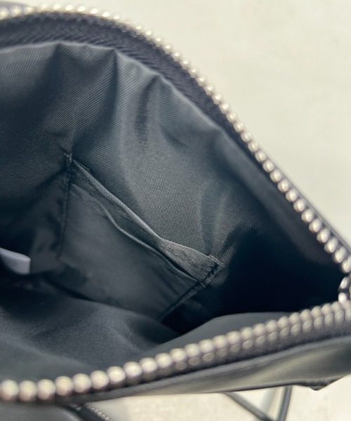y/m（イム）の「ポーチ付きミニショルダーBAG（ショルダーバッグ・レディース・ブラック・FREE）」の12枚目の写真
