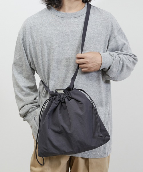 SLOW（スロウ）の「SLOW スロウ / span nylon-red cross shoulder 撥水スパンナイロンレッドクロスショルダーバッグ / 586S136P（ショルダーバッグ・メンズ・ベージュ/パープル/ブラック/グレー・FREE）」の18枚目の写真