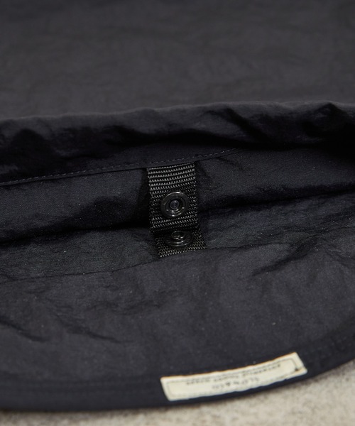 SLOW（スロウ）の「SLOW スロウ / span nylon-red cross shoulder 撥水スパンナイロンレッドクロスショルダーバッグ / 586S136P（ショルダーバッグ・メンズ・ベージュ/パープル/ブラック/グレー・FREE）」の12枚目の写真