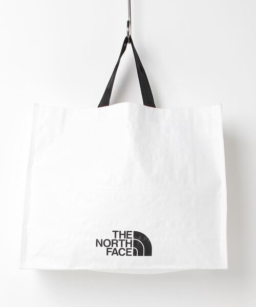 THE NORTH FACE(ザノースフェイス)の「【THE NORTH FACE】ノースフェイス SHOPPER BAG ホワイトレーベル ショッパーバッグ Mサイズ(トートバッグ・レディース・ホワイト・M)」の5枚目の写真