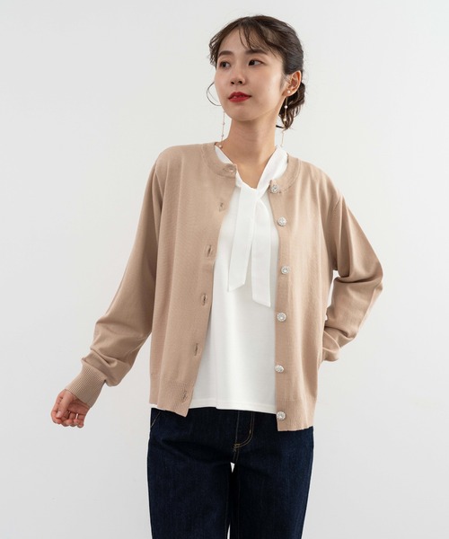 ANNA LUNA(アンナルナ)の「【ANNA LUNA】脱マンネリ!大人上品なビジューボタンカーディガン(カーディガン/ボレロ・レディース・ブラック/ベージュ・MEDIUM/LARGE)」の10枚目の写真
