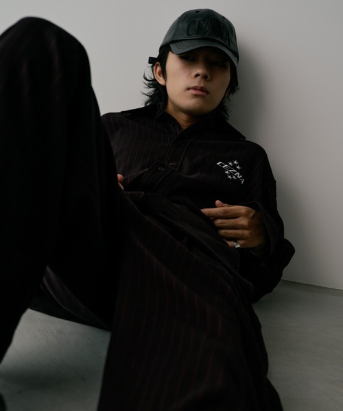 INTER FACTORY（インターファクトリー）の「CEZNA - アームシャーリングストライプシャツ - made in INTER FACTORY（シャツ/ブラウス・メンズ・ブラック/グレー・MEDIUM/LARGE）」の12枚目の写真