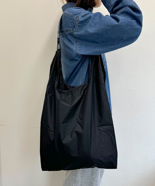 fredy emue（フレディエミュ）の「【Drifter/ドリフター】 POCKETABLE TOTE（トートバッグ・レディース・グリーン系その他3/ブラック・FREE）」の8枚目の写真