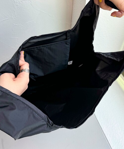 fredy emue（フレディエミュ）の「【Drifter/ドリフター】 POCKETABLE TOTE（トートバッグ・レディース・グリーン系その他3/ブラック・FREE）」の10枚目の写真