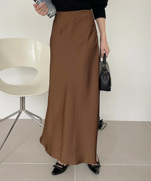 セール】サテン セミフレア ロングスカート（スカート）｜Ada.（エイダ