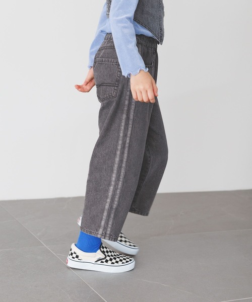 BAYFLOW（ベイフロー）の「[ウエスト調整可] ラインデニムパンツ(KIDS)（デニムパンツ・キッズ・ブラック/ブルー・110cm/120cm/130cm/140cm/150cm）」の6枚目の写真