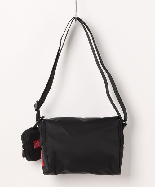 Manhattan Portage（マンハッタンポーテージ）の「Whitehall Shoulder Bag PEANUTS FW2024（ショルダーバッグ・レディース・ブラック・SMALL）」の15枚目の写真