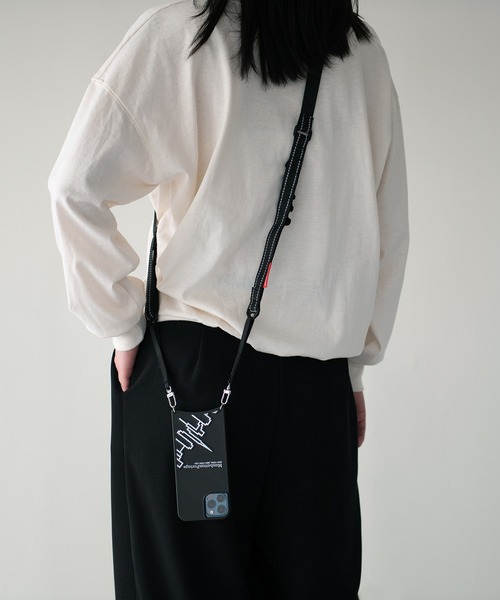 Manhattan Portage(マンハッタンポーテージ)の「【Manhattan Portage】Manhattan Portage PU LEATHER Sling Case LOGO/SKYLINE iPhone13 14 兼用 FSUN(スマホケース/カバー・メンズ・ブラック/ブラック系その他2・FREE)」の14枚目の写真