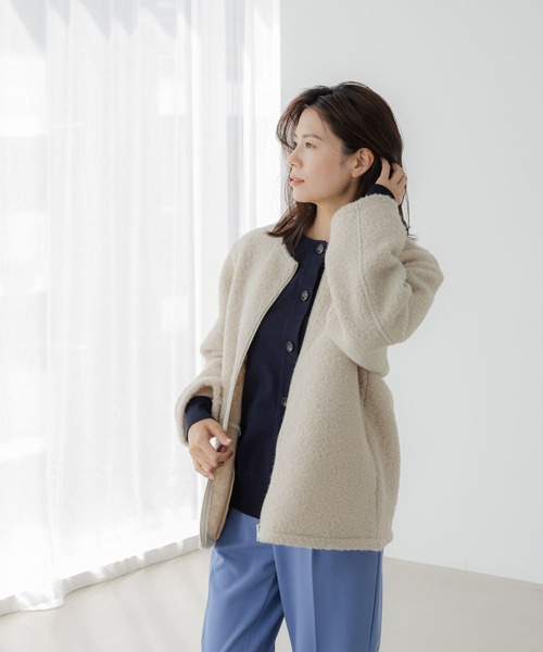 Elura（エルーラ）の「大人リュクスボアジャケット/136362（ノーカラージャケット・レディース・ライトベージュ/ブラウン系その他2・FREE）」の6枚目の写真