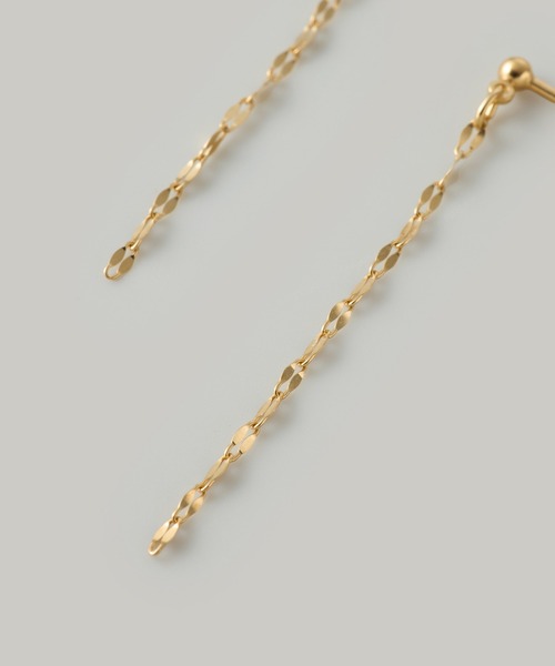 Jolie Toujours（ジョリトゥジュール）の「【金属アレルギー軽減】〈silver925〉ペタルチェーンＧＰピアス（ピアス（両耳用）・レディース・ゴールド・FREE）」の2枚目の写真