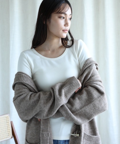 aimoha（アイモハ）の「【Aimoha】Uネック裏起毛インナートップス (AW) (LV)（Tシャツ/カットソー・レディース・ベージュ/ブラウン/ホワイト/ブラック・SMALL/MEDIUM/LARGE/X-LARGE/XX-LARGE）」の19枚目の写真