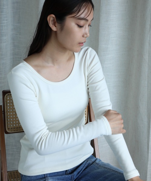 aimoha（アイモハ）の「【Aimoha】Uネック裏起毛インナートップス (AW) (LV)（Tシャツ/カットソー・レディース・ベージュ/ブラウン/ホワイト/ブラック・SMALL/MEDIUM/LARGE/X-LARGE/XX-LARGE）」の9枚目の写真